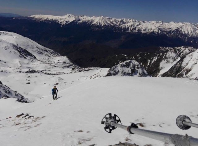  Skier in the distance 